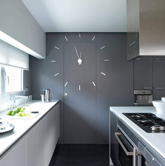 Design Inox Wall Clock