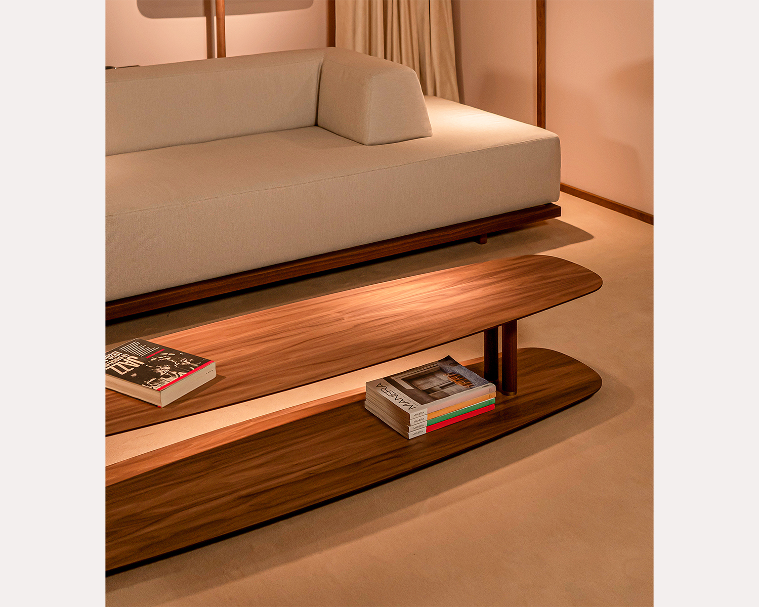 _0006_MAXNG_AXIS-TABLE_AMBIENT_1_HIGH_RES