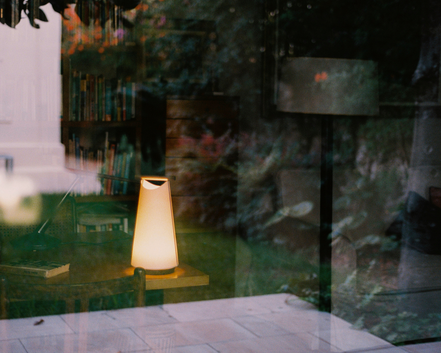 catay 1200x1500_0005_CATPNI_CATAY-PORTABLE-INDOOR_AMBIENT_4_HIGH_RES