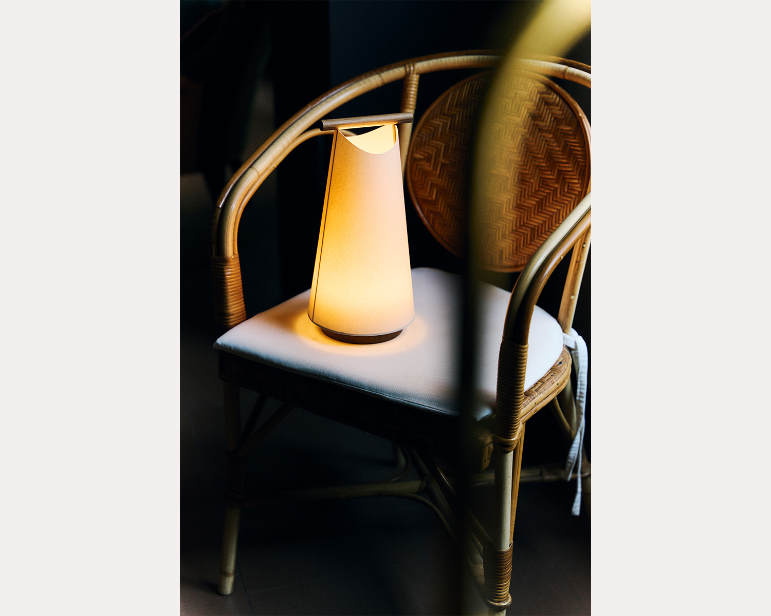 catay 1200x1500_0007_CATPNI_CATAY-PORTABLE-INDOOR_AMBIENT_2_HIGH_RES